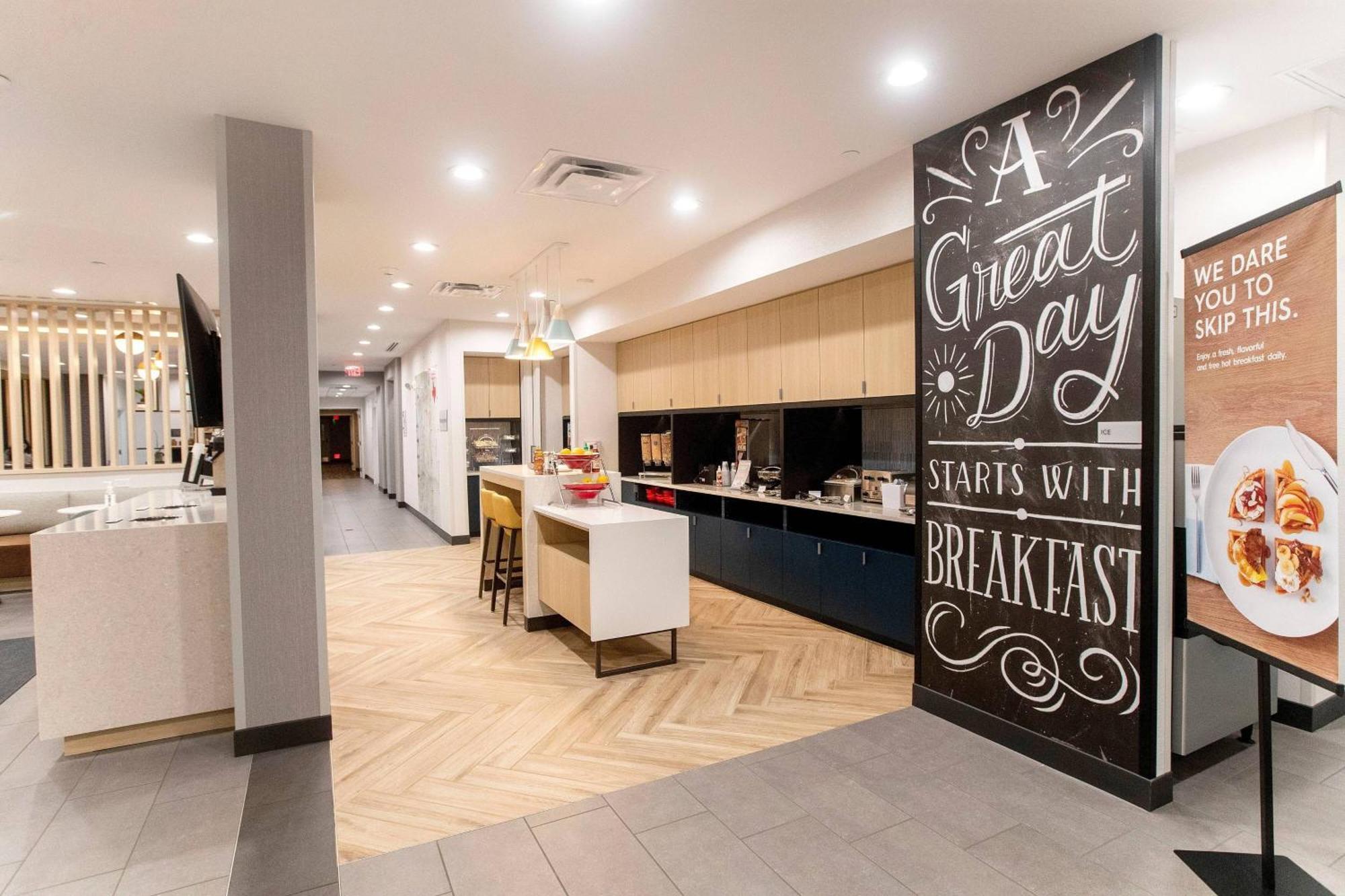 Towneplace Suites By Marriott Conroe Esterno foto