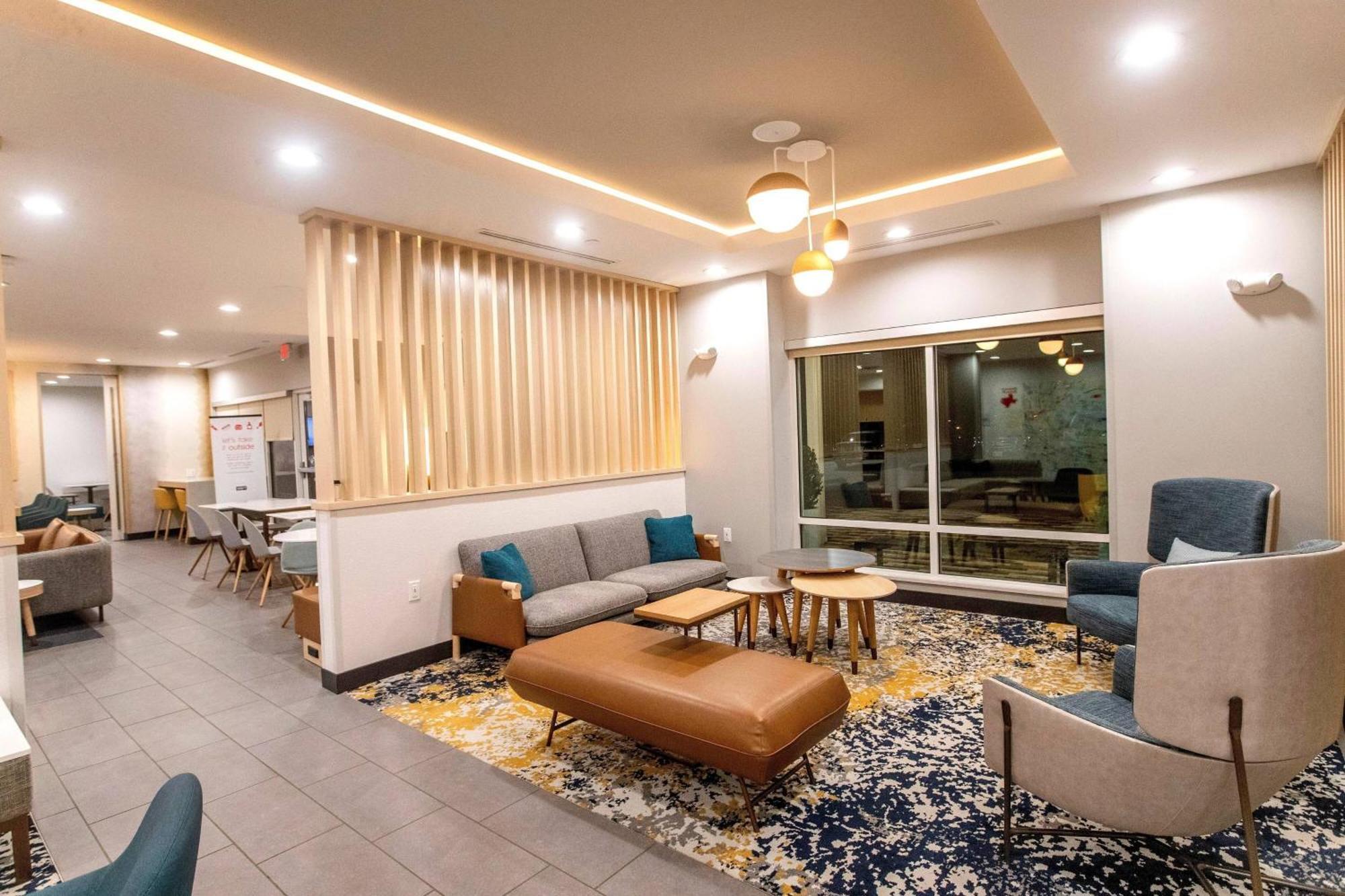 Towneplace Suites By Marriott Conroe Esterno foto