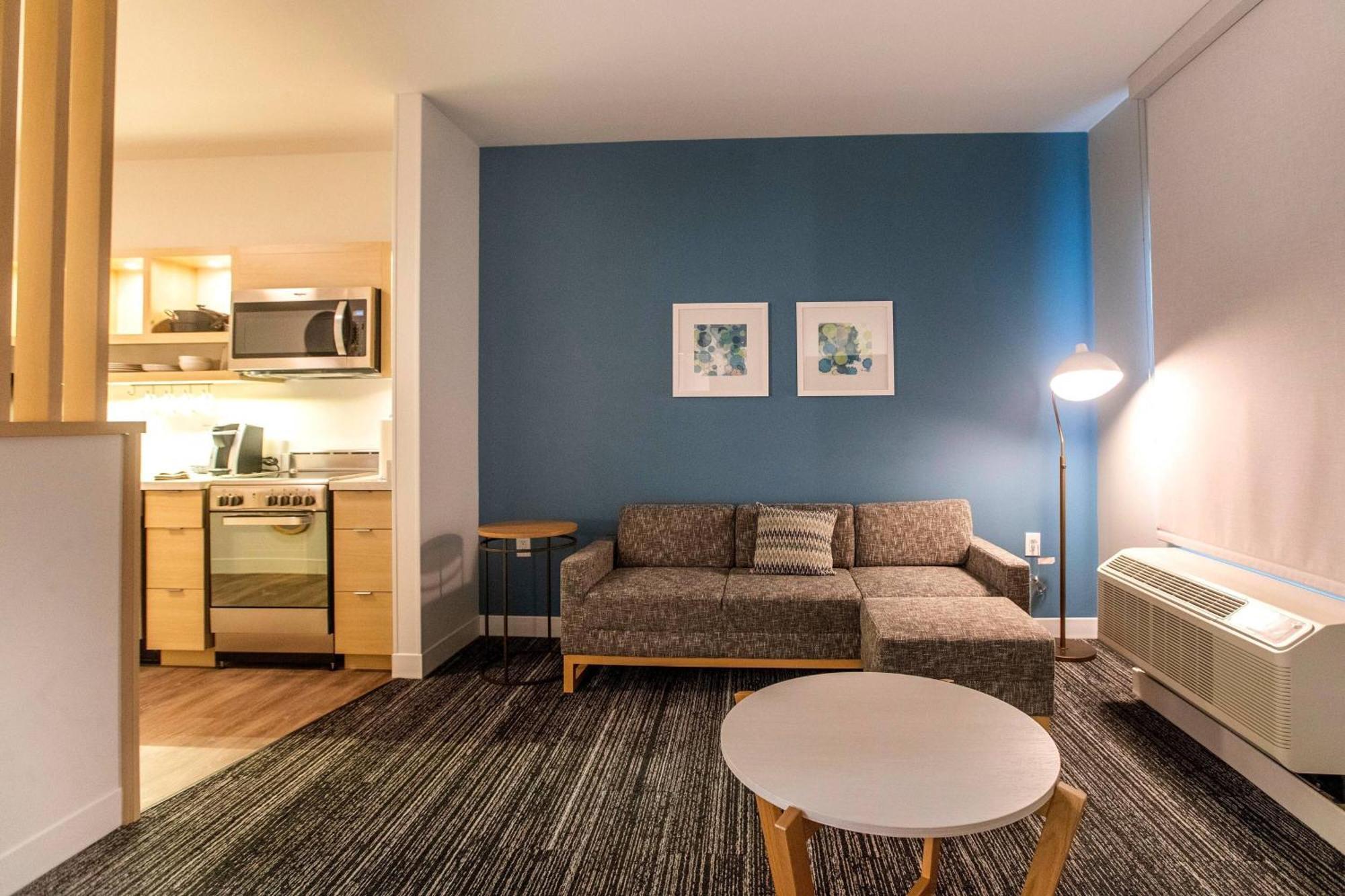 Towneplace Suites By Marriott Conroe Esterno foto
